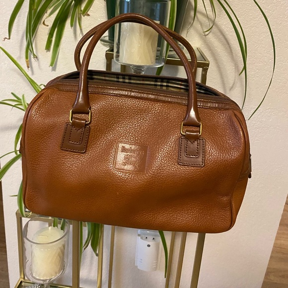 Vintage Burberry Boston style bag